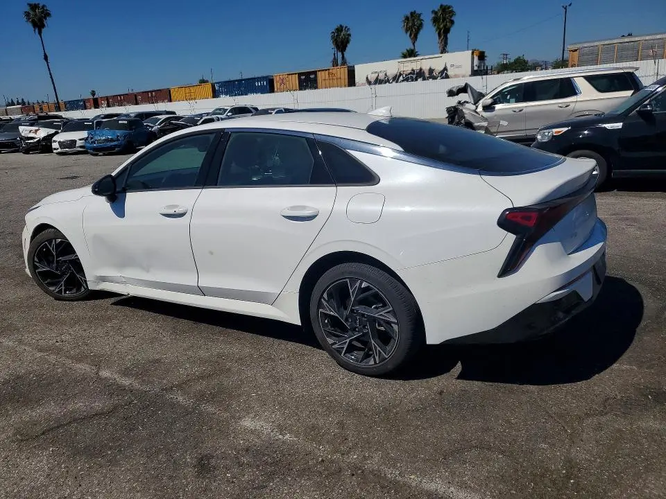 2025 KIA K5   