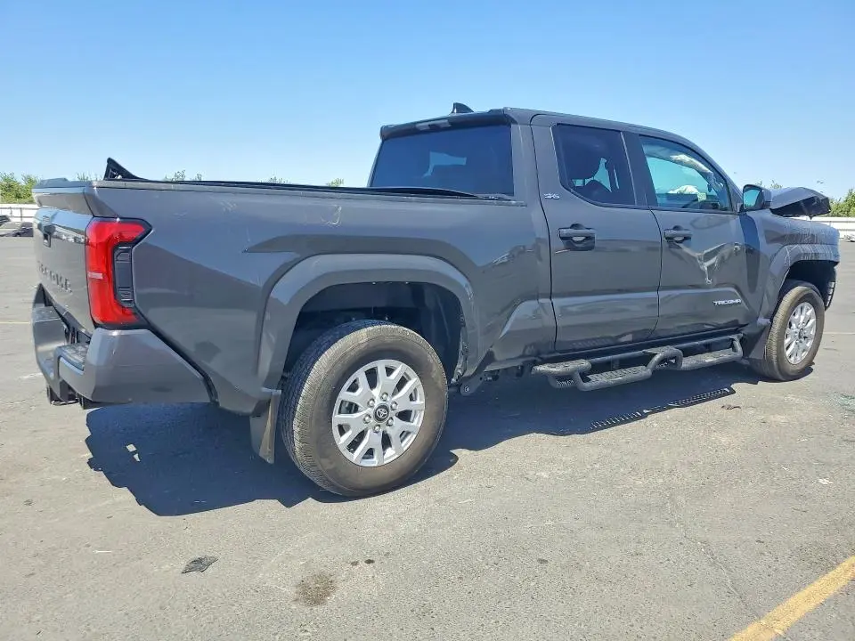 2024 TOYOTA TACOMA SR5  