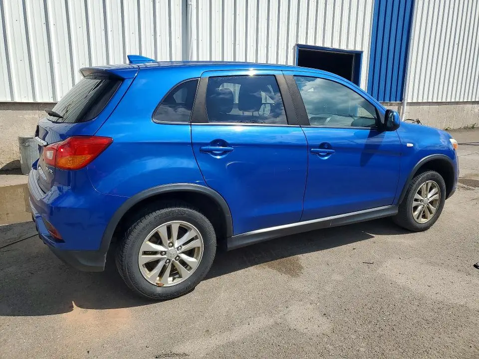 2019 MITSUBISHI RVR SE  