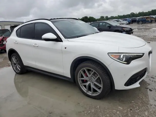 2018 ALFA ROMEO STELVIO TI SPORT  