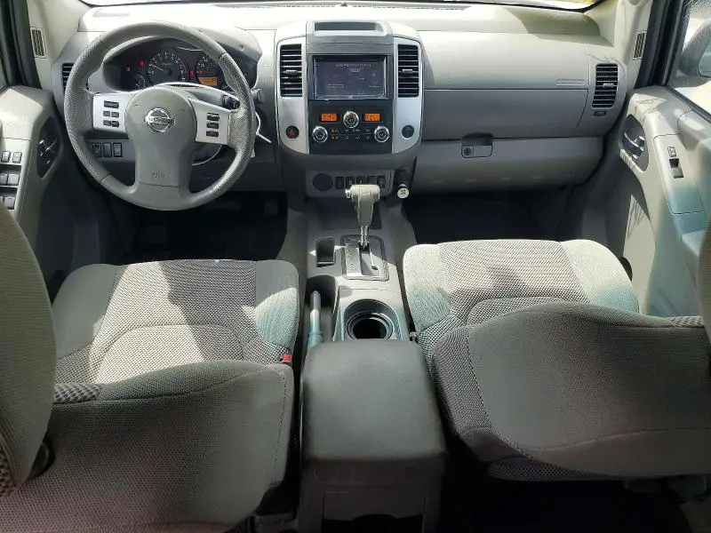 2015 NISSAN FRONTIER S  