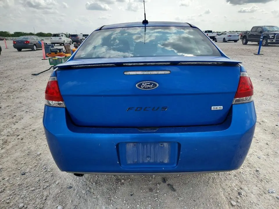 2010 FORD FOCUS SES  