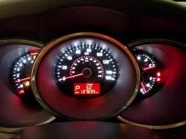 2011 KIA SORENTO BASE  