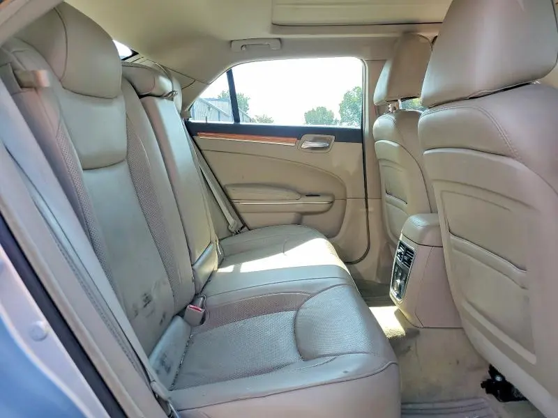 2013 CHRYSLER 300C   