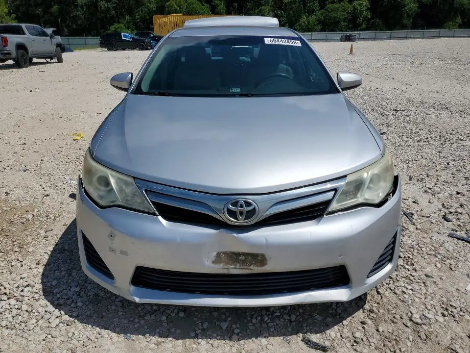 2014 TOYOTA CAMRY LE  