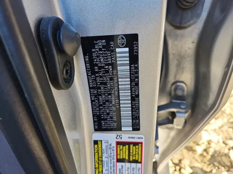 2019 TOYOTA CAMRY XLE  