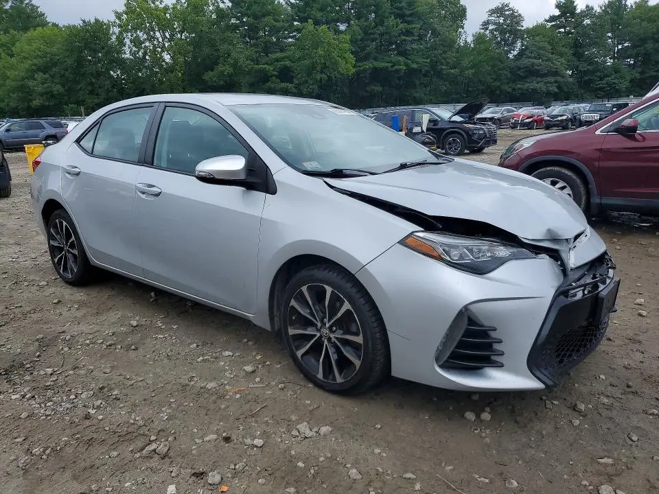 2019 TOYOTA COROLLA SE  