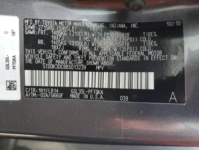 2011 TOYOTA SIENNA XLE  