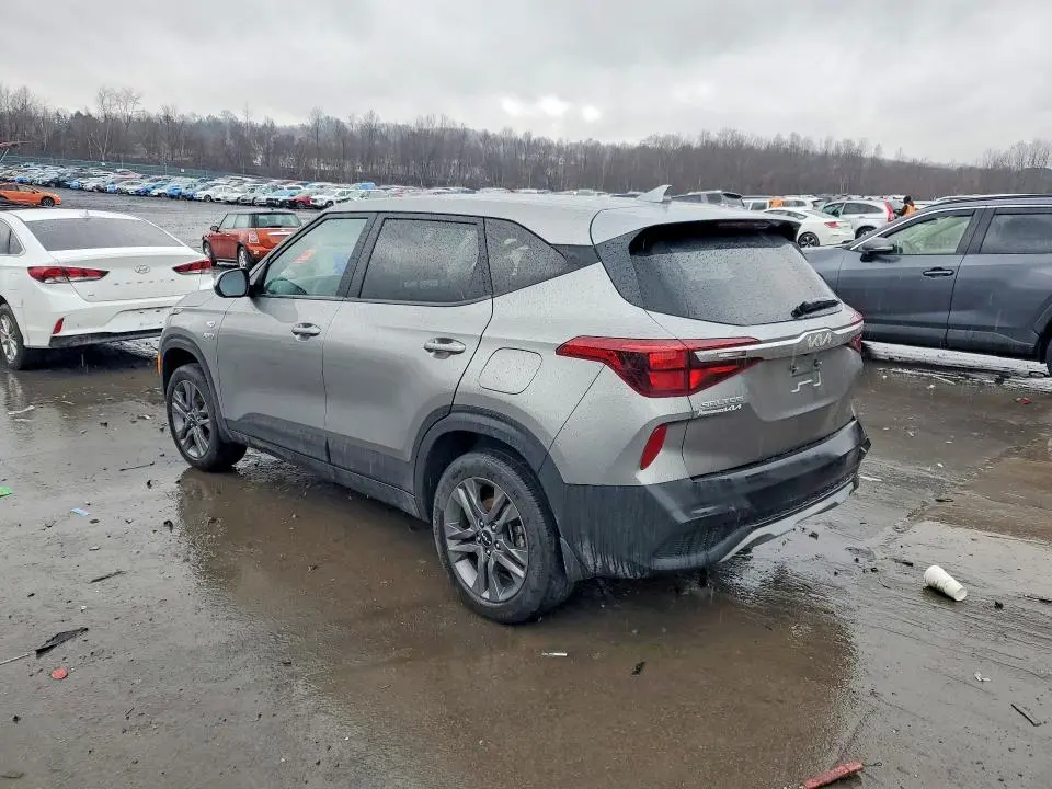 2023 KIA SELTOS LX  