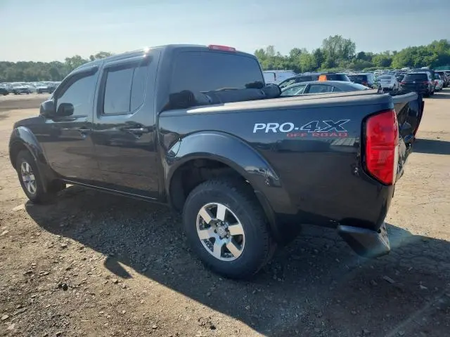2010 NISSAN FRONTIER CREW CAB SE  