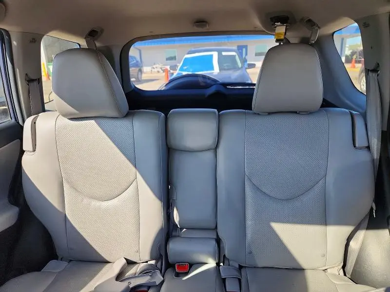 2011 TOYOTA RAV4 LIMITED  