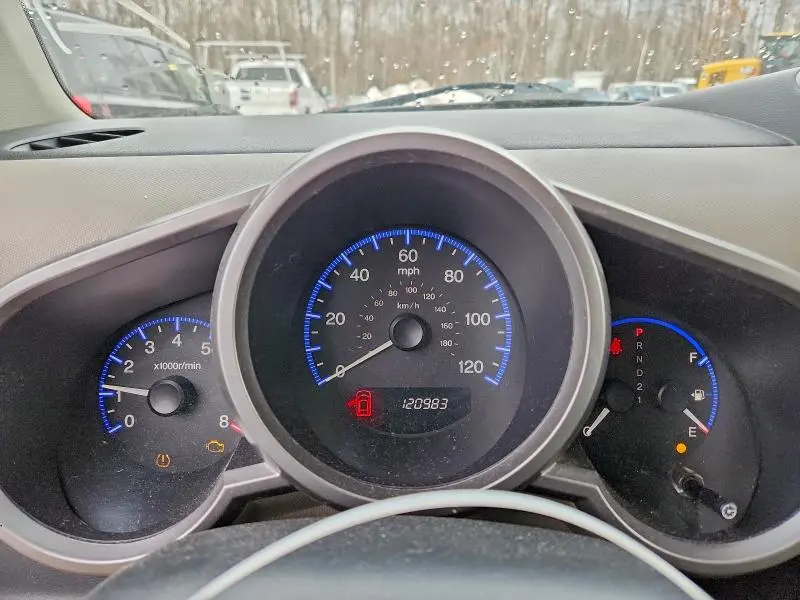 2011 HONDA ELEMENT LX  