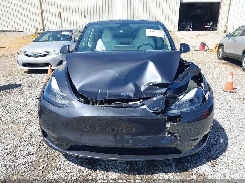 2024 TESLA MODEL Y LONG RANGE DUAL MOTOR ALL-WHEEL DRIVE