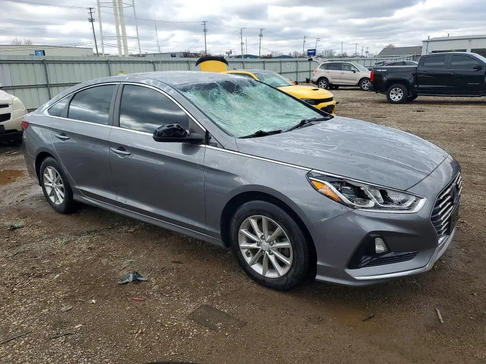 2018 HYUNDAI SONATA SE  