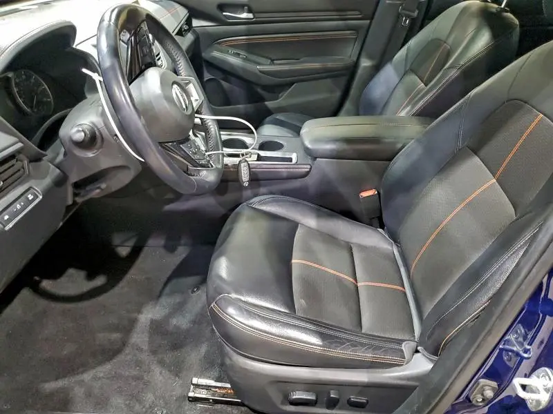 2019 NISSAN ALTIMA SR  