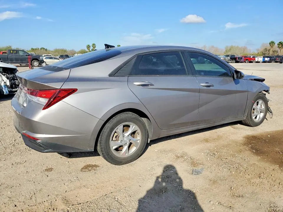 2021 HYUNDAI ELANTRA SE  