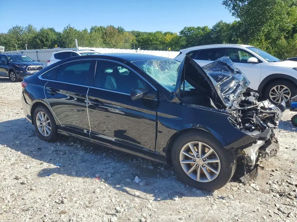 2018 HYUNDAI SONATA SE  