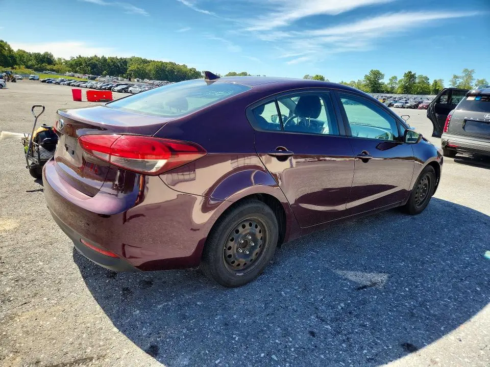 2018 KIA FORTE LX  