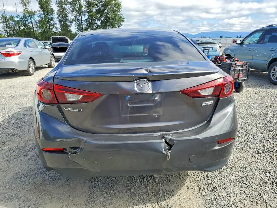 2018 MAZDA 3 TOURING  