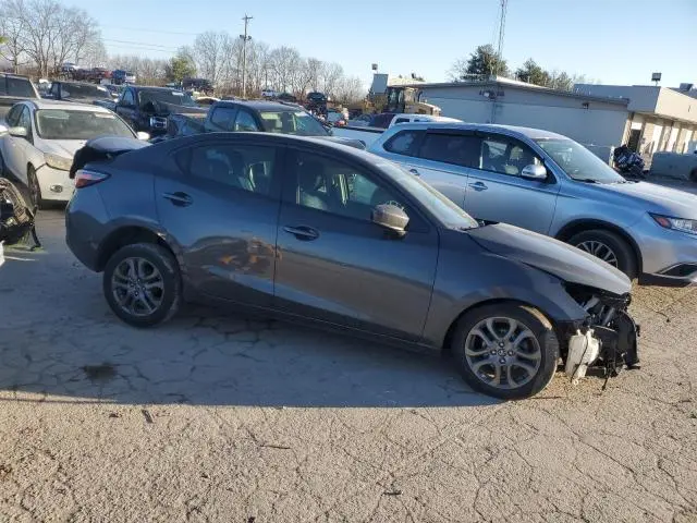 2019 TOYOTA YARIS L