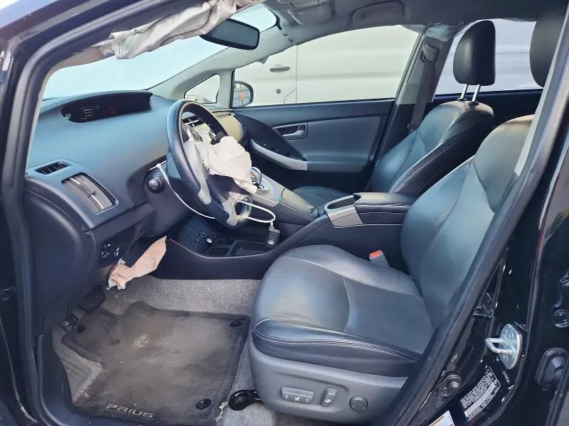 2015 TOYOTA PRIUS FOUR  