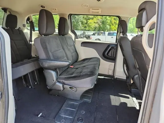 2019 DODGE GRAND CARAVAN SE  