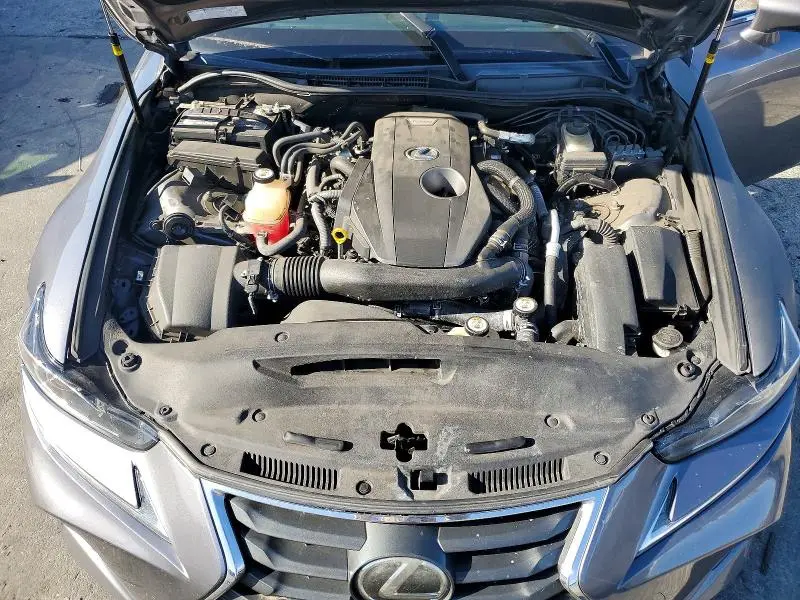 2017 LEXUS IS 200T  