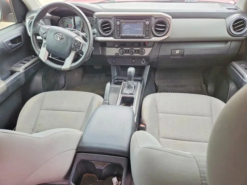 2017 TOYOTA TACOMA SR5 V6  