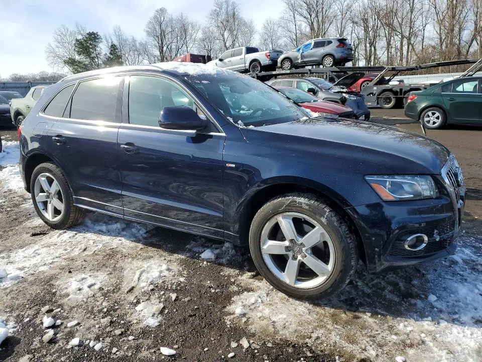 2011 AUDI Q5 PREMIUM PLUS  