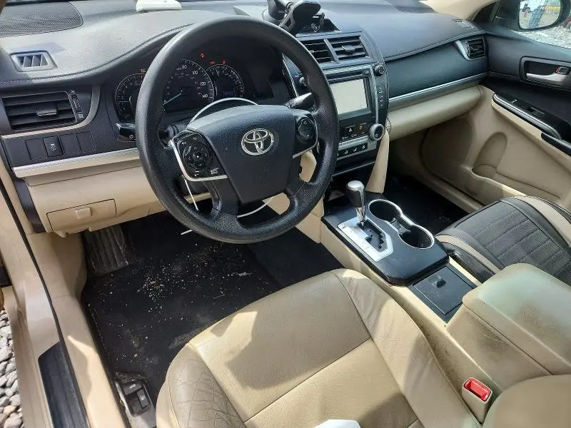 2012 TOYOTA CAMRY LE  