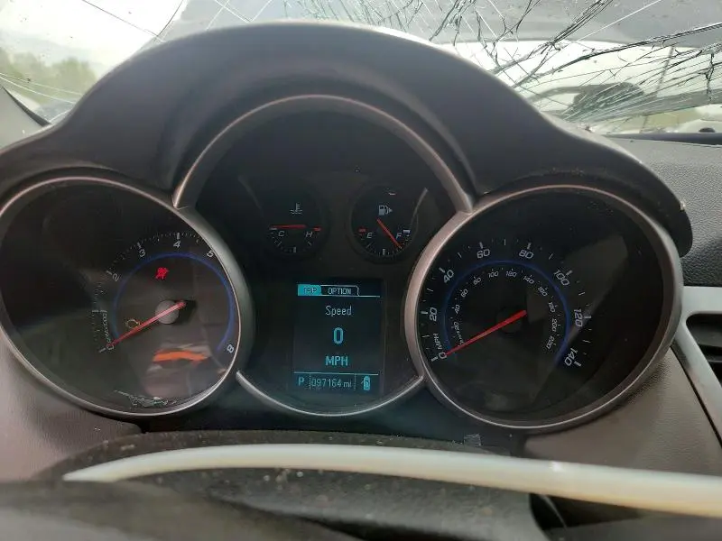 2014 CHEVROLET CRUZE LS  