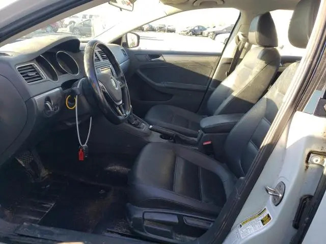 2017 VOLKSWAGEN JETTA SE  