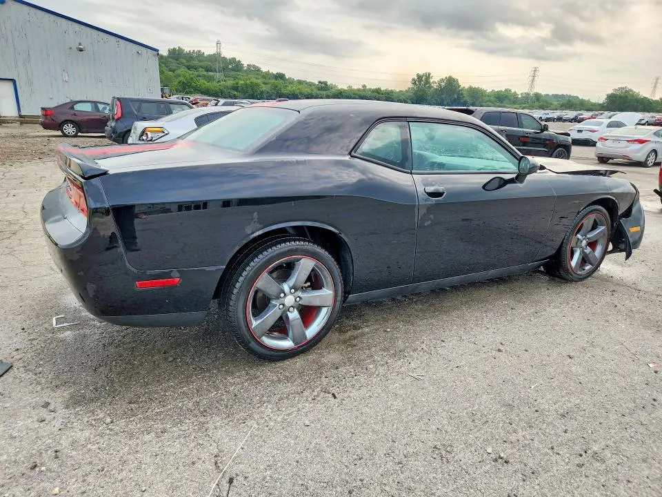 2014 DODGE CHALLENGER SXT  