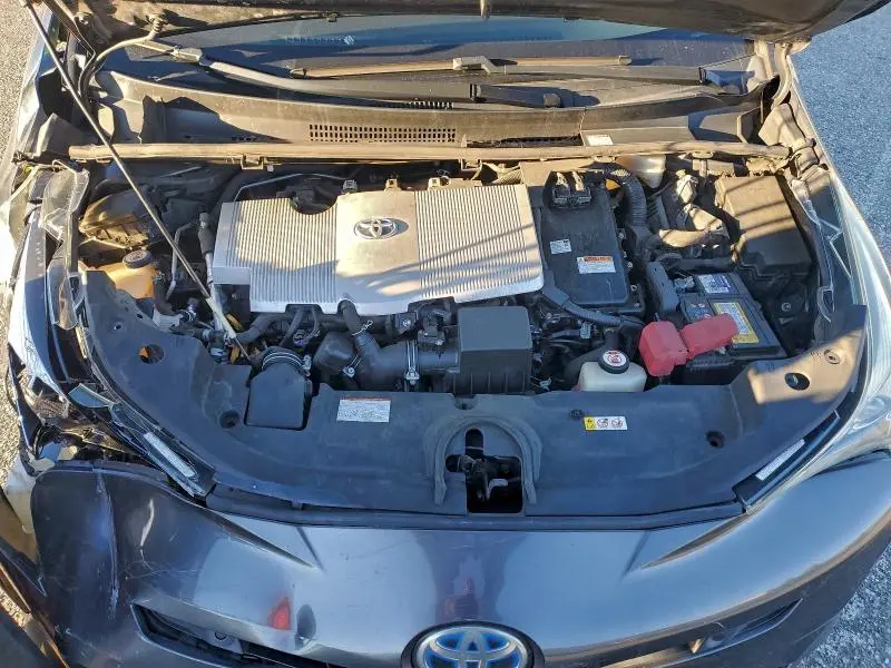 2018 TOYOTA PRIUS   