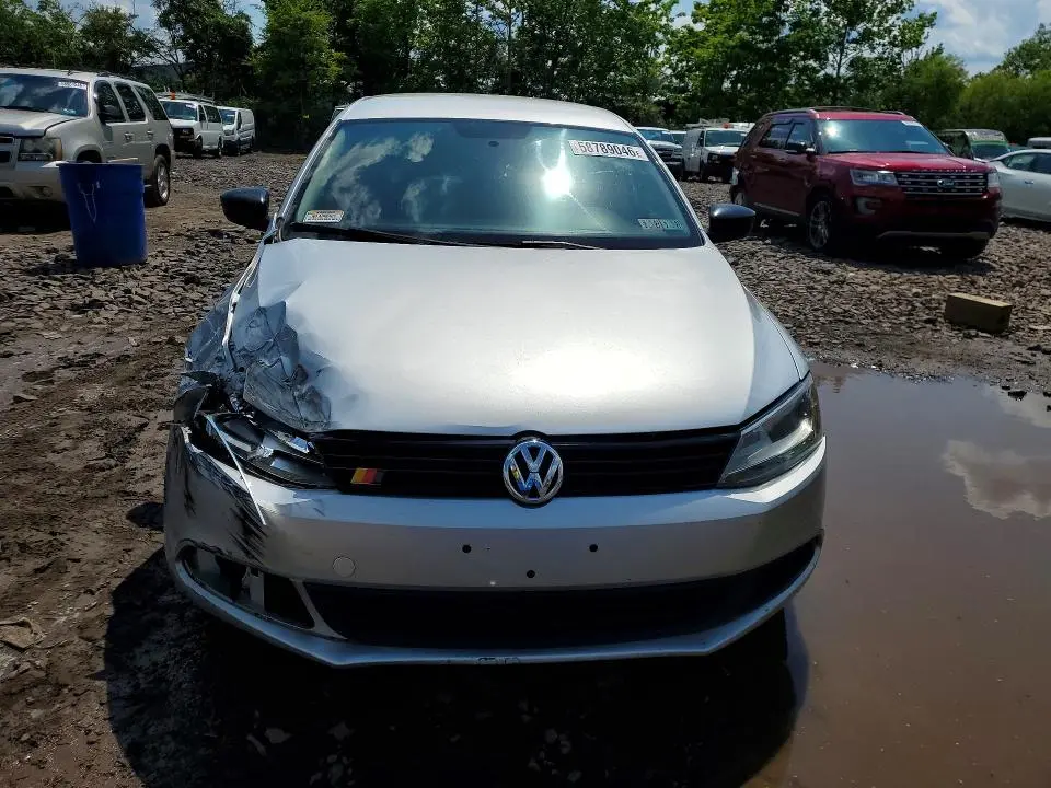 2014 VOLKSWAGEN JETTA BASE  