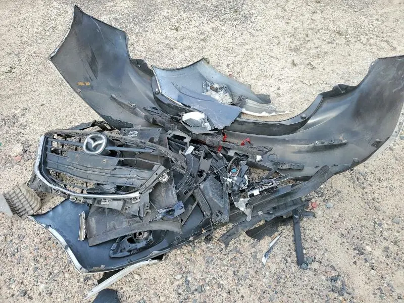 2015 MAZDA 3 GRAND TOURING  