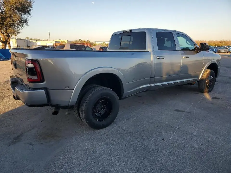 2022 RAM 3500 LARAMIE  