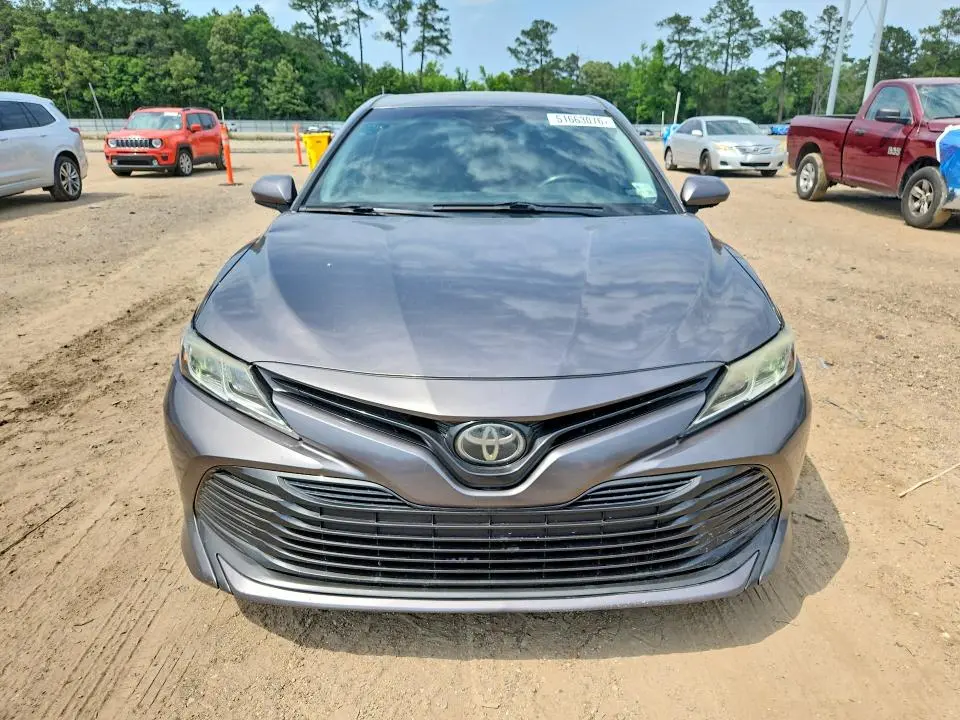 2018 TOYOTA CAMRY LE  