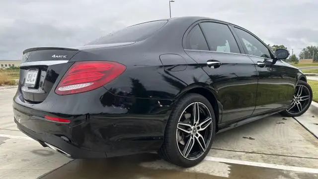 2019 MERCEDES-BENZ E 300 4MATIC  