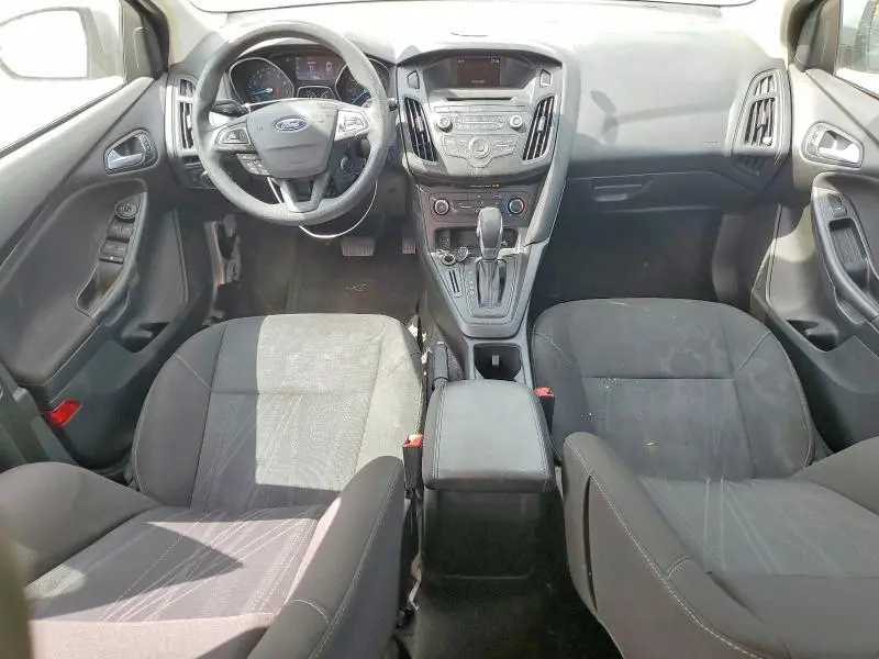 2017 FORD FOCUS SE  