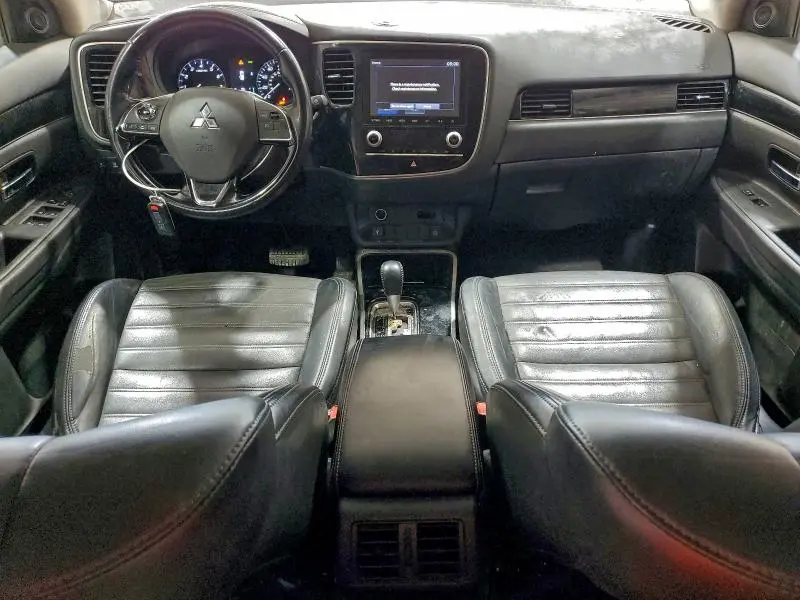 2020 MITSUBISHI OUTLANDER SE  