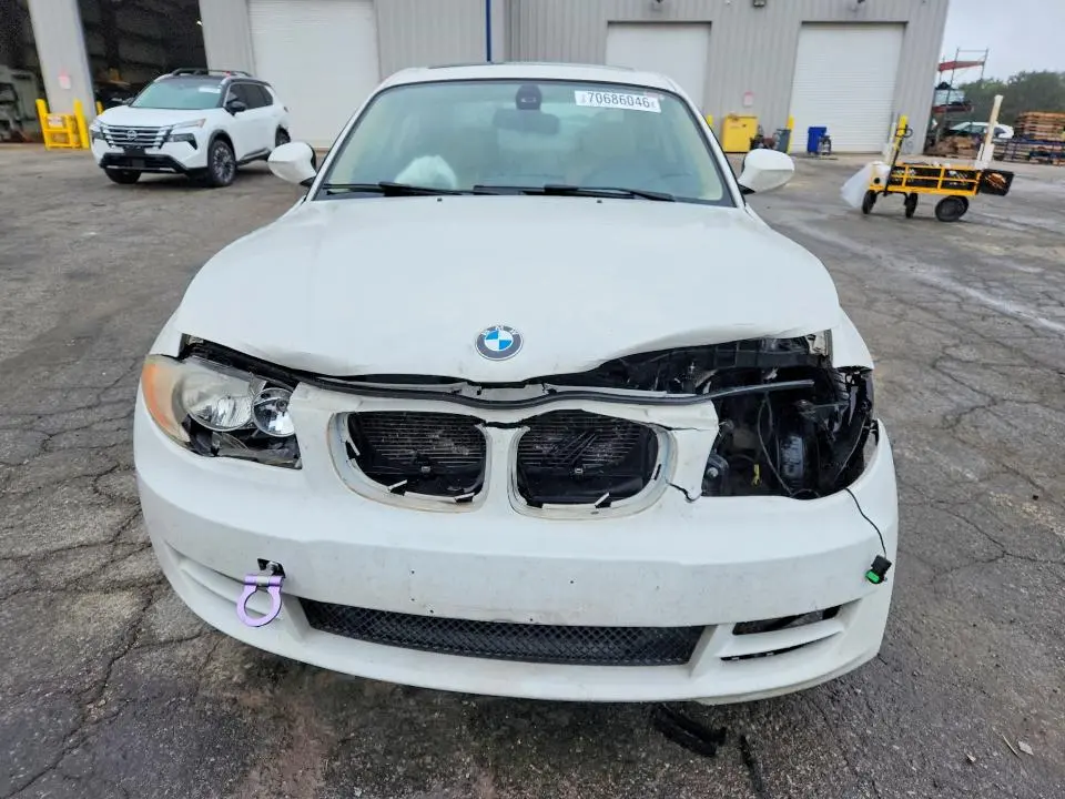 2011 BMW 128 I  