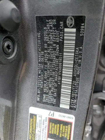 2017 TOYOTA CAMRY LE  