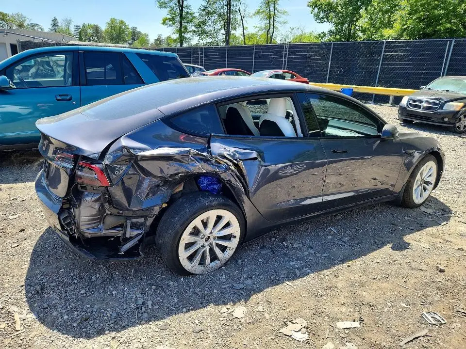 2021 TESLA MODEL 3   