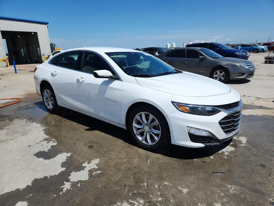 2024 CHEVROLET MALIBU LT  