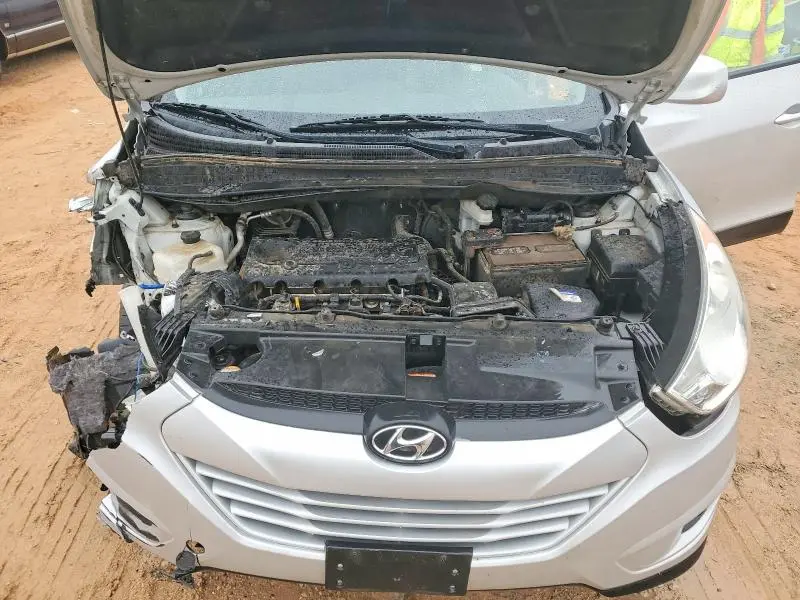 2011 HYUNDAI TUCSON GLS  