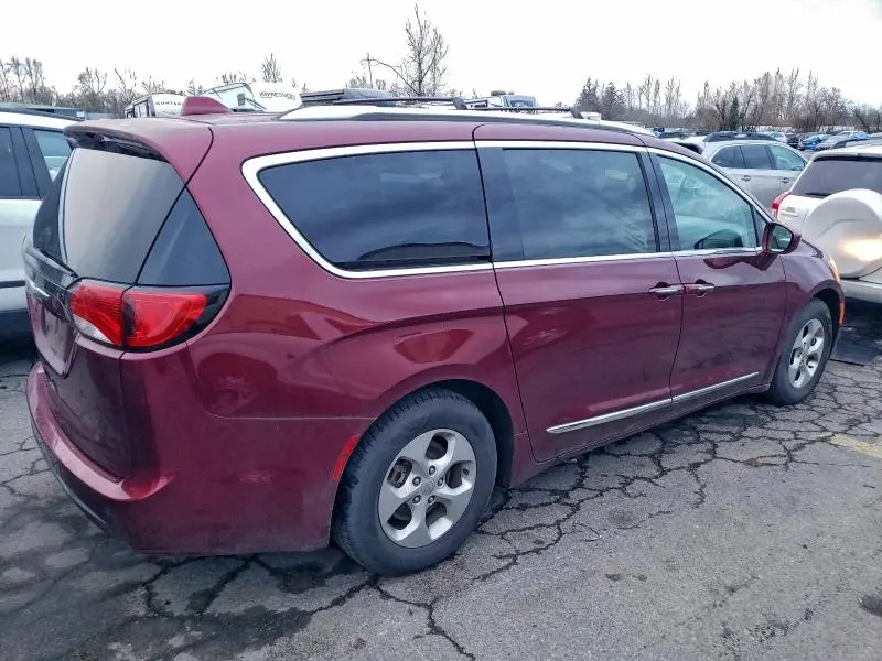 2017 CHRYSLER PACIFICA TOURING L PLUS  