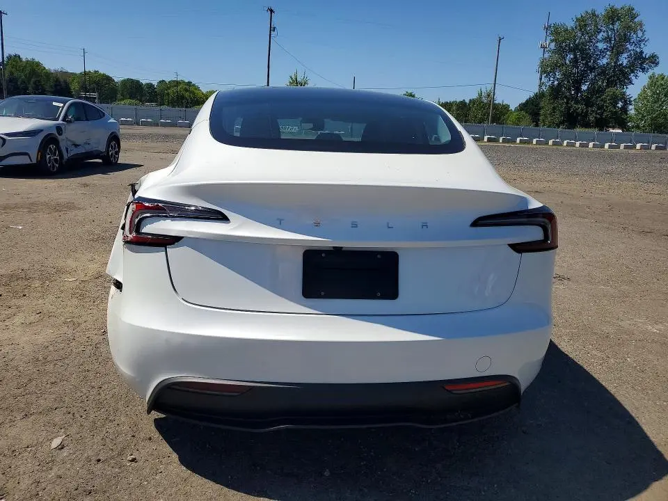2025 TESLA MODEL 3   