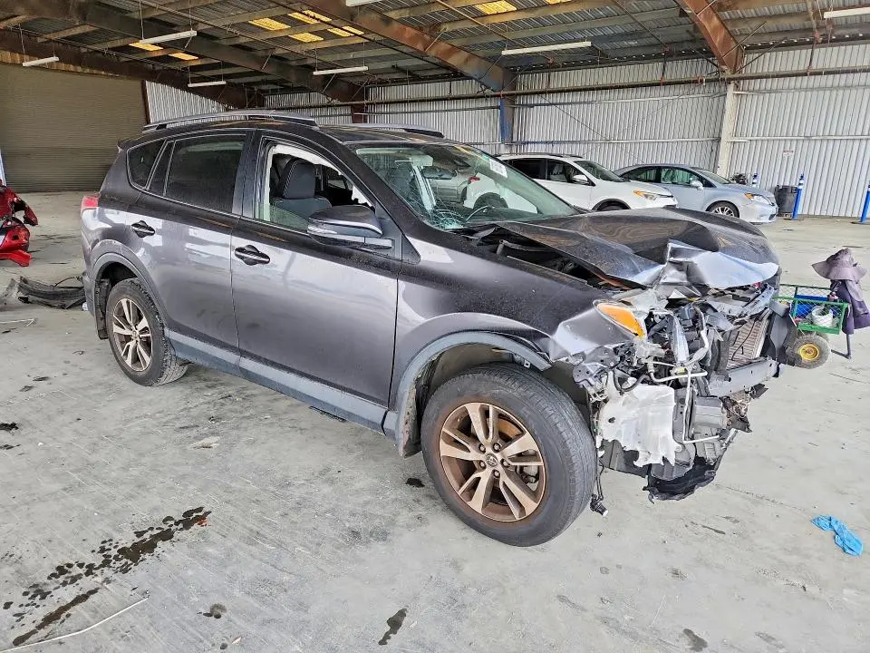 2018 TOYOTA RAV4 XLE  