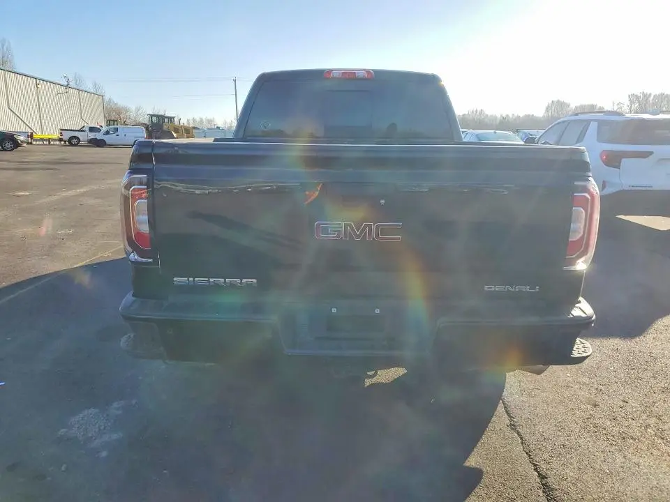 2017 GMC SIERRA K1500 DENALI  